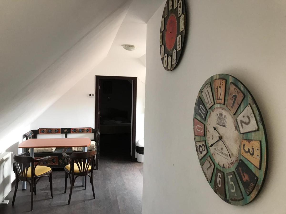 La Nuc Residence Brasov Bagian luar foto