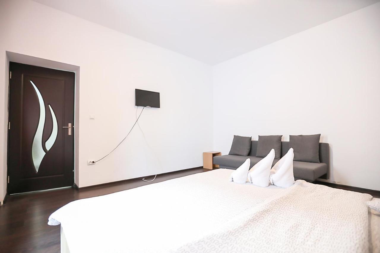 La Nuc Residence Brasov Bagian luar foto