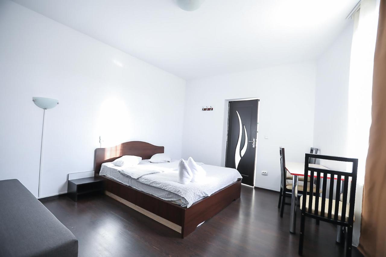 La Nuc Residence Brasov Bagian luar foto