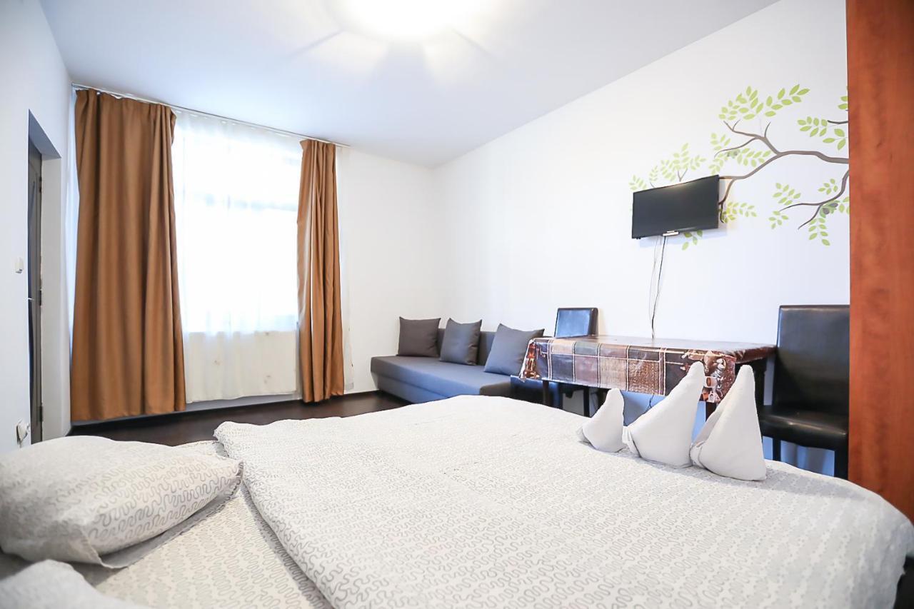 La Nuc Residence Brasov Bagian luar foto